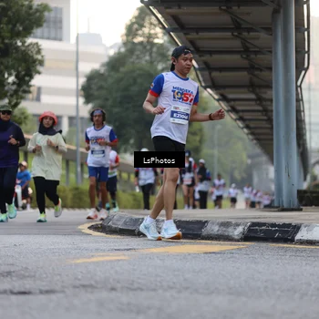 Runner Photo 4612480