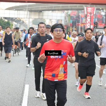 Runner Photo 4612498