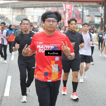 Runner Photo 4612575