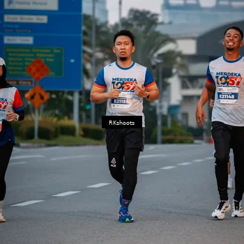 Runner Photo 4612662