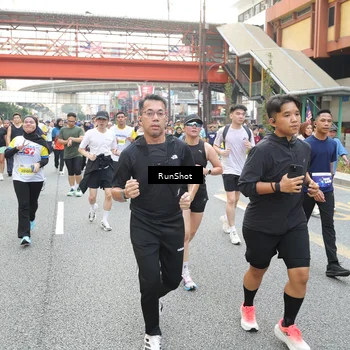 Runner Photo 4612668
