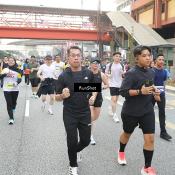 Runner Photo 4612688