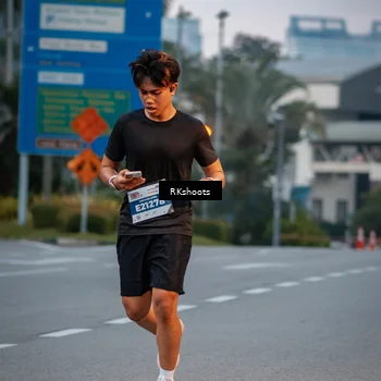 Runner Photo 4612700