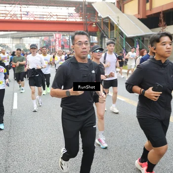 Runner Photo 4612716