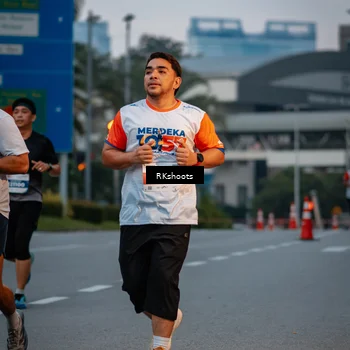 Runner Photo 4612737