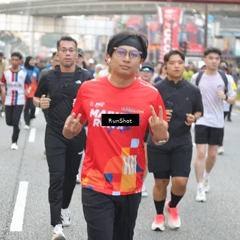 Runner Photo 4612755