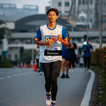 Runner Photo 4612757