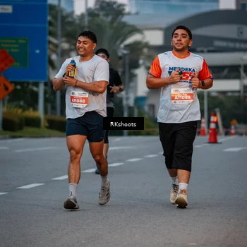 Runner Photo 4612758