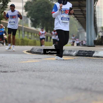 Runner Photo 4612769