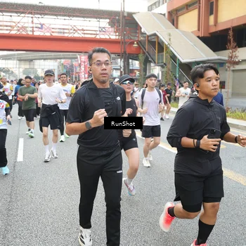Runner Photo 4612779