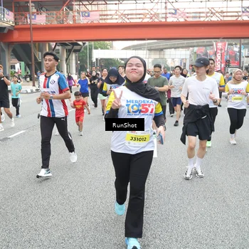 Runner Photo 4612790