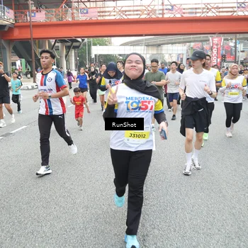Runner Photo 4612798