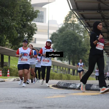 Runner Photo 4612819