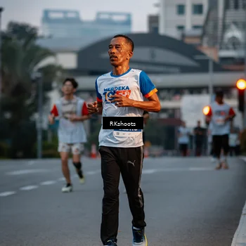 Runner Photo 4612863