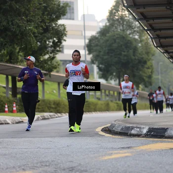 Runner Photo 4612948