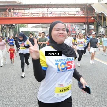 Runner Photo 4612969