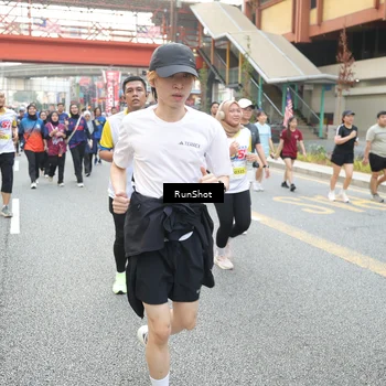 Runner Photo 4612996