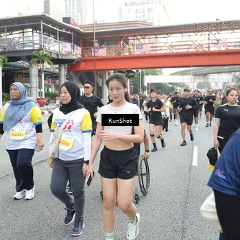 Runner Photo 4613018