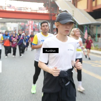 Runner Photo 4613034