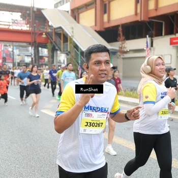 Runner Photo 4613048