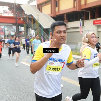 Runner Photo 4613054