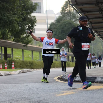 Runner Photo 4613057