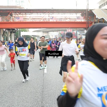 Runner Photo 4613065