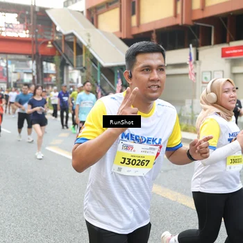 Runner Photo 4613094