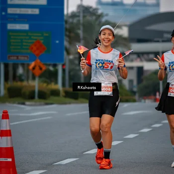 Runner Photo 4613104