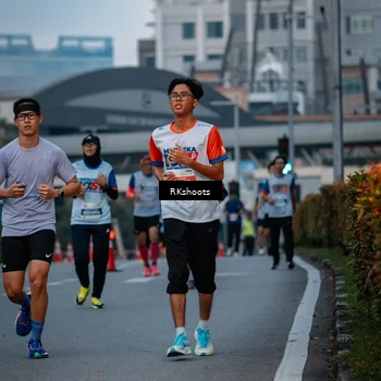 Runner Photo 4613109