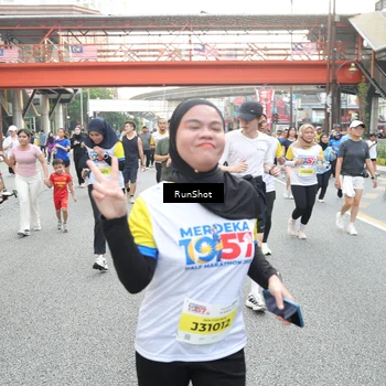 Runner Photo 4613116