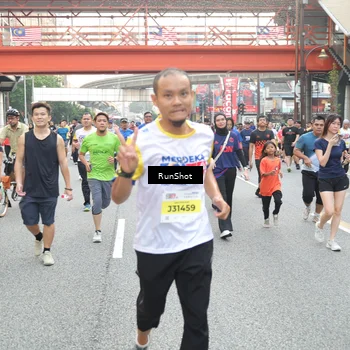 Runner Photo 4613143