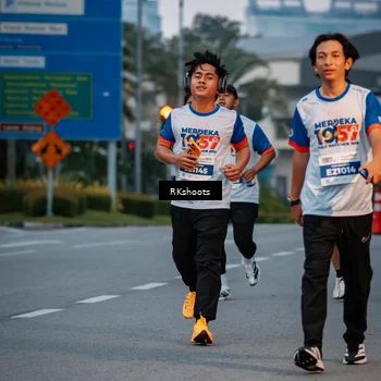Runner Photo 4613157