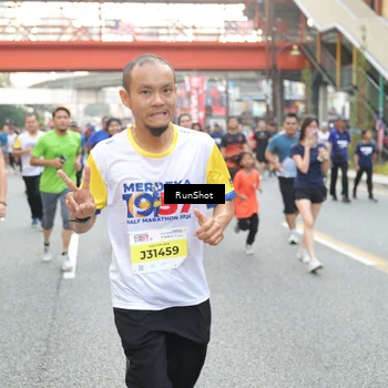 Runner Photo 4613167
