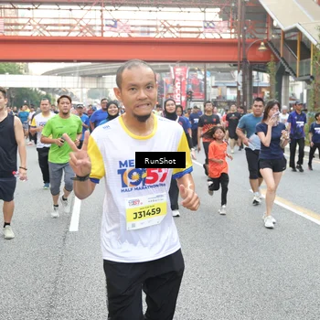 Runner Photo 4613170