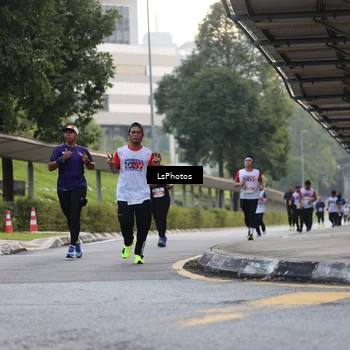 Runner Photo 4613176