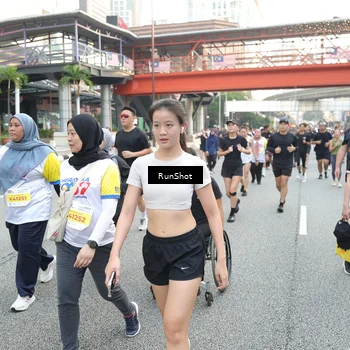 Runner Photo 4613180