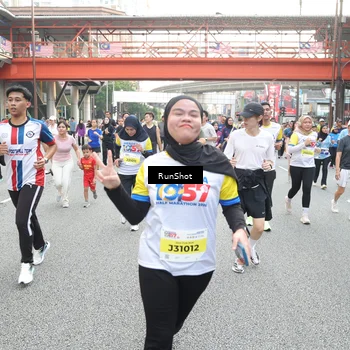 Runner Photo 4613193