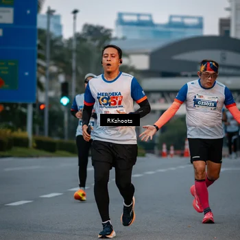Runner Photo 4613211