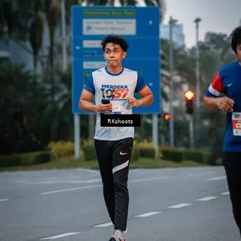 Runner Photo 4613240