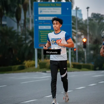 Runner Photo 4613245
