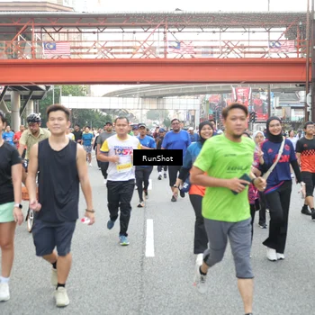 Runner Photo 4613257