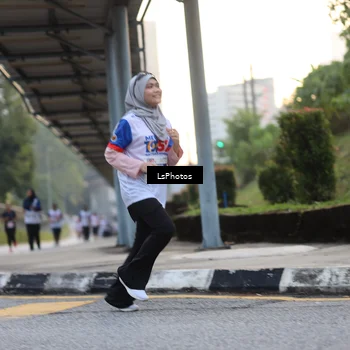 Runner Photo 4613265