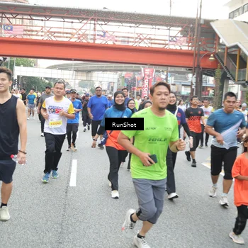 Runner Photo 4613273