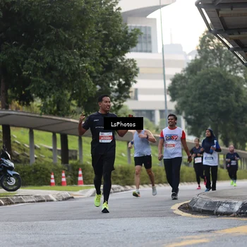 Runner Photo 4613287