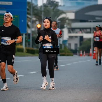 Runner Photo 4613309