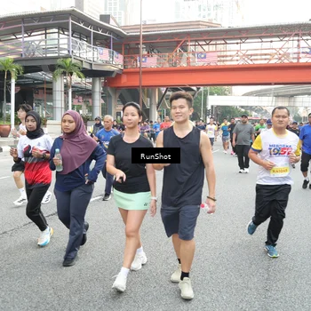 Runner Photo 4613333