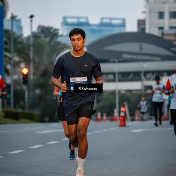 Runner Photo 4613356