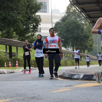 Runner Photo 4613380