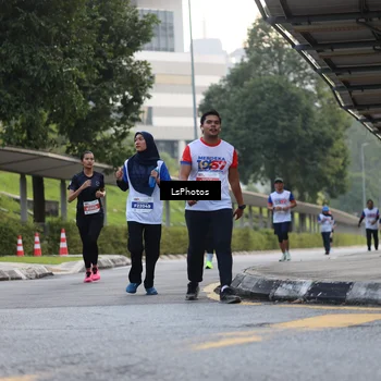 Runner Photo 4613382